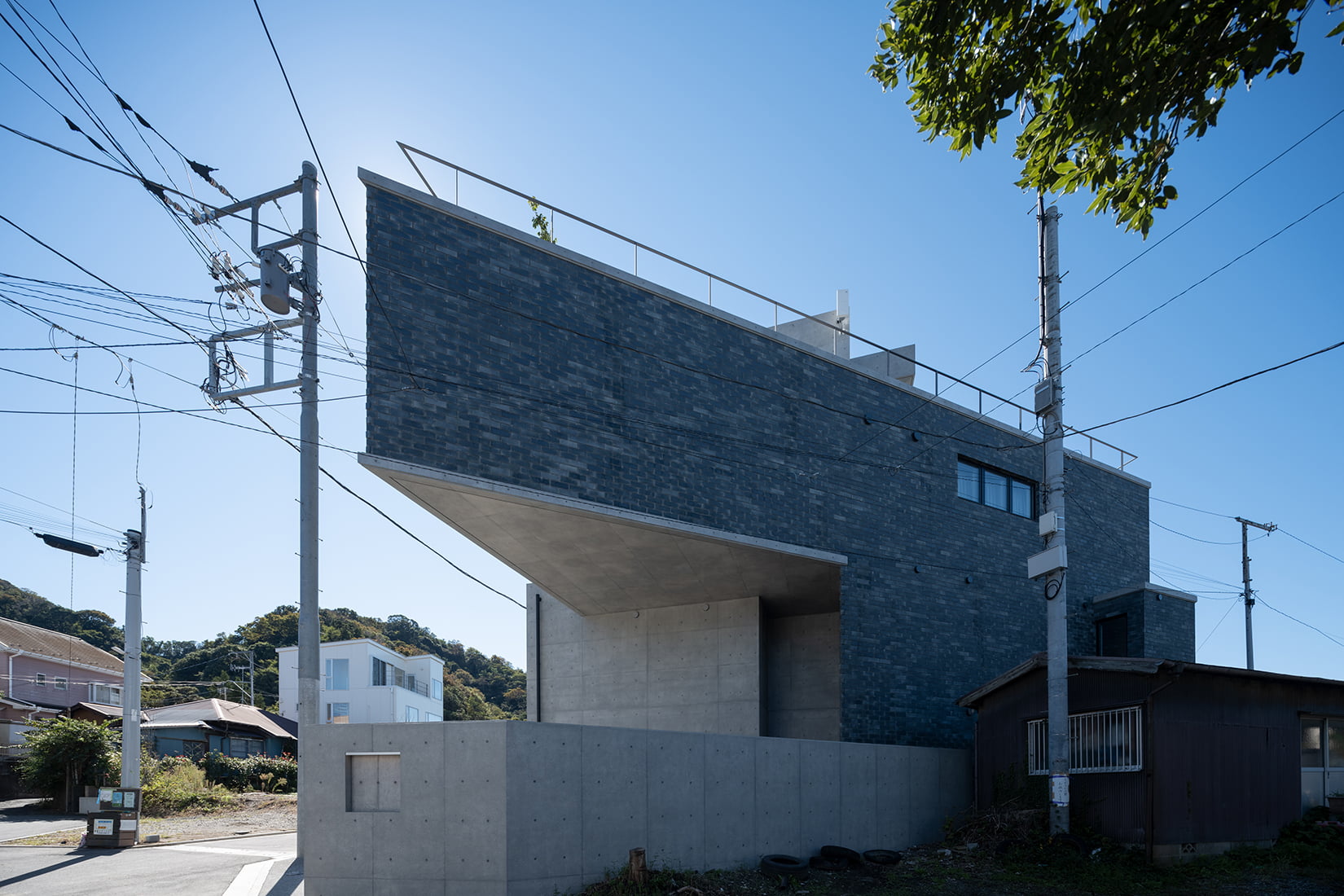 waves 葉山の共同住宅 | Koyama Atelier｜株式会社コヤマアトリエは建築家小山貴弘の主宰する建築設計事務所です。